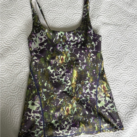Lululemon dancing warrior tank size xs - Picture 5 of 15